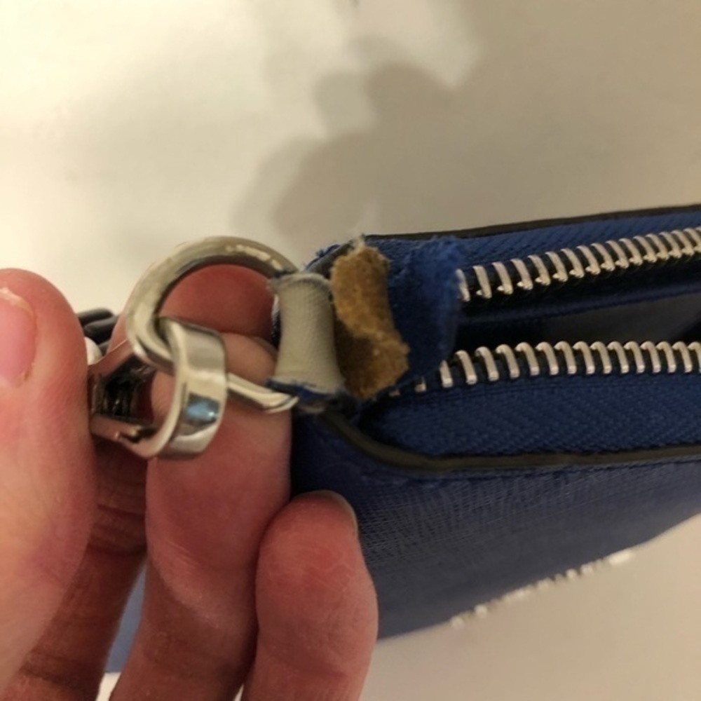 👛 MICHAEL KORS 👛 blue wristlet wallet - Picture 5 of 5